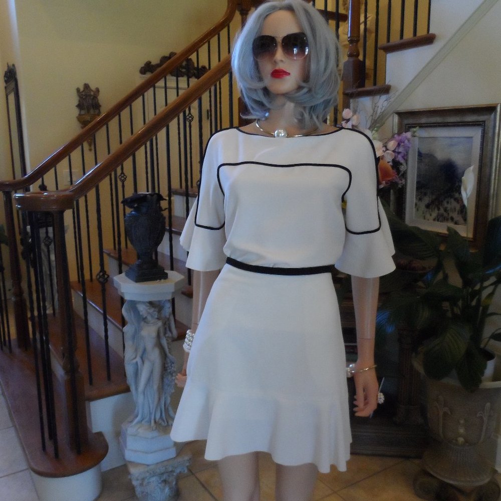 See by Chloe Ivory Blouse & A-Line Skirt Set W/Black Pipping Detail Size 34/36